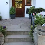 Koenig Guest house 3*